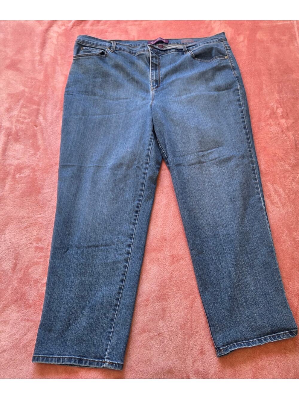 Gloria Vanderbilt AMANDA Slimming Jean Size 22W Average